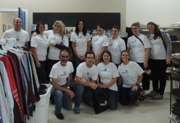 Duncan Craig Volunteers at The Mustard Seed